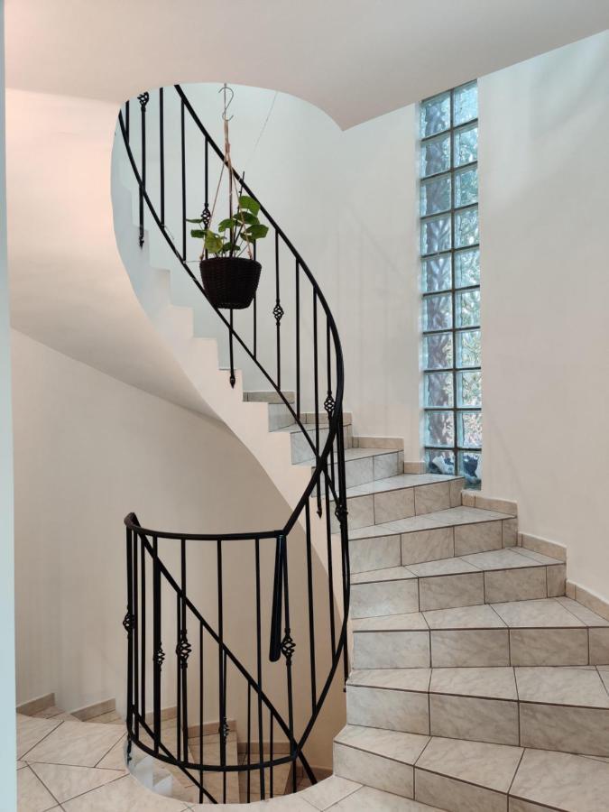 Dali Apartment Сентендре Екстериор снимка