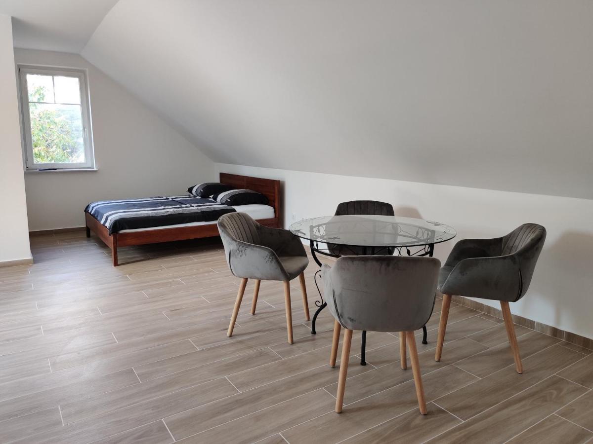 Dali Apartment Сентендре Екстериор снимка