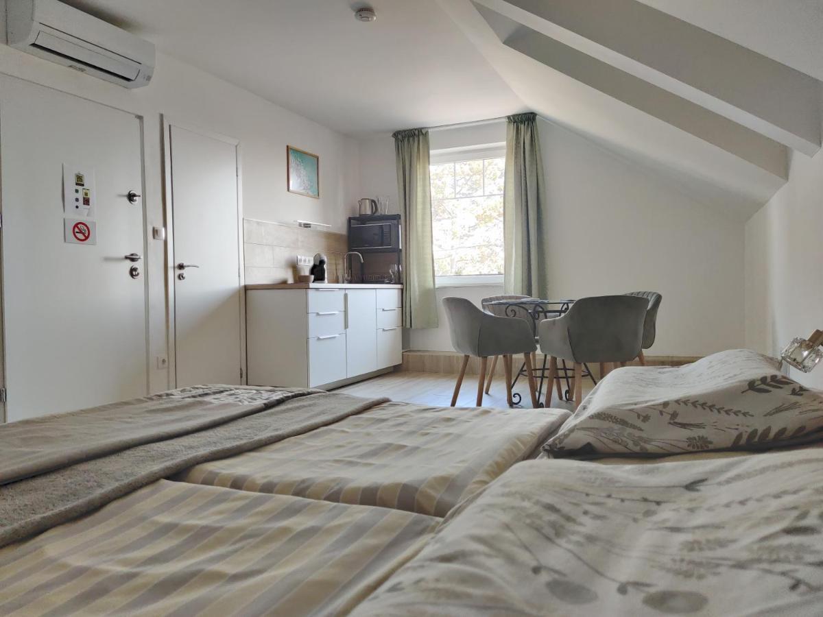 Dali Apartment Сентендре Екстериор снимка